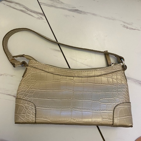 Y2K Tommy Hilfiger Faux Croc Embossed Purse - Picture 4 of 4